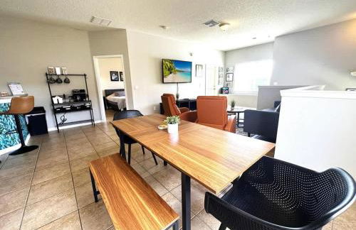 Very Near Disney 3 Bd Condo Walmart 1 min away townhouse - Foto 16