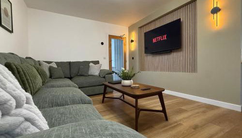 The Drapers - by Caithness Luxury Apartments NC500 - 4 Bedroom Luxury Central NC500 Apartment-Sleeps 8- Sleeps Work teams upto 4 & holiday makers upto 8 - BUDGET FRIENDLY FOR LONG STAY TRADES - CONTACT US - - Foto 4