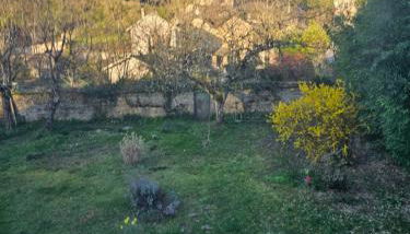 CoLiving des Moulins sur Crémieu 3étoiles - Proche de Lyon & Bugey - Foto 2, Garden