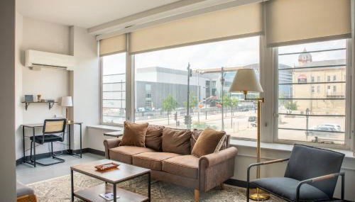 Deer District Studio Apt - One Block from Fiserv and Baird - Foto 3