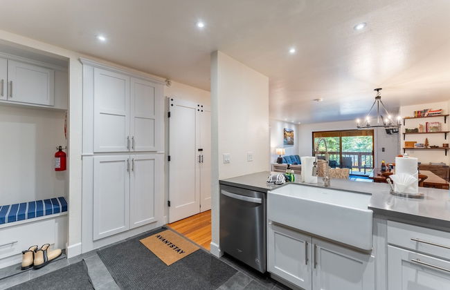 Incline Paradise by Avantstay Walk to Town Lake 5mins to Ski Resort - Photo 19