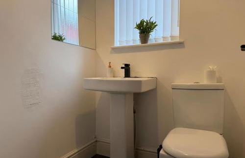 ResiLets - Stanley House - Large, Modern 3 Bed - NEW! - Foto 11