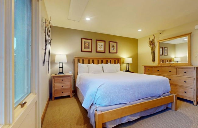 Lichenhearth - CoralTree Residence Collection - Photo 26