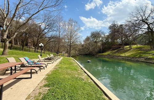 Riverfront condo downtown newbraunfels - Foto 24