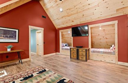 Black Bear & Blue Heron by Avantstay 2 Lakefront Homes, Sleeps 43 Pool, Dock, Theater - Foto 94