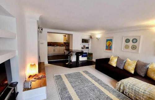 Sandsifter at 4 Trencrom Court, Carbis Bay,St Ives, Cornwall - Foto 1