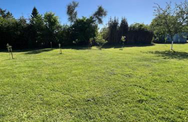 Venez respirer l'air de la Campagne a 70 km de de l'Océan, Villers sur Mers , Deauville ..... Maison de 100 m² ,sur une parcelle de 2000 m² 3 chambres toutes refaites , 2 salles d'eau , 2 toilettes , cuisine équipées . tous refait a neuf - Foto 5