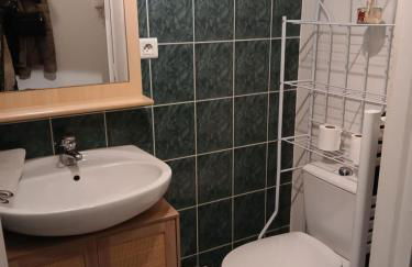 Appartement cosy wifi et piscine au porte de Rodez - Photo 4