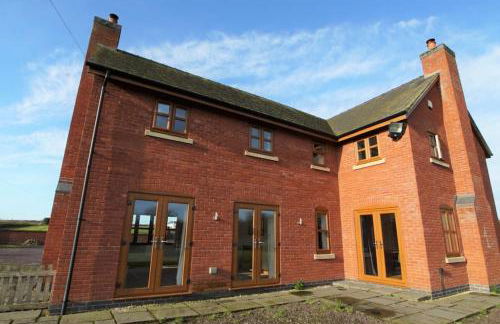 OAKLEY LODGE- LUXURY FARM COTTAGE - Foto 16