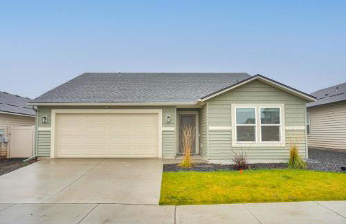 Walk to The Plains Golf Course Getaway in Cheney! - Foto 3