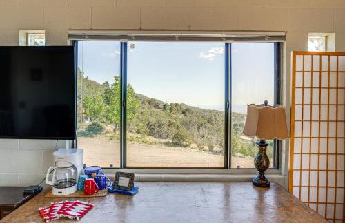 Sunroom and Sauna! Mtn-View Prescott Valley Home - Foto 19