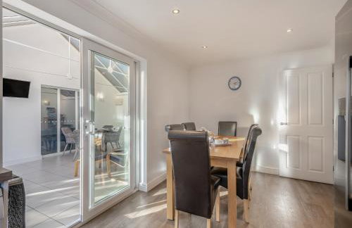 The Beeches - Photo 7