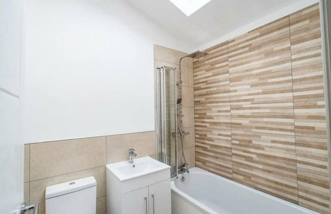 Impeccable 1-bed Apartment in Buxton Town Center - Foto 9