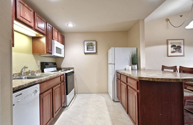 Four Seasons Island Resort - Photo 47