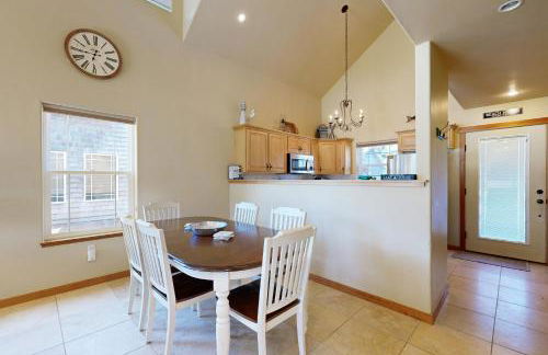 Howard's Lakehouse by the Sea - Foto 6