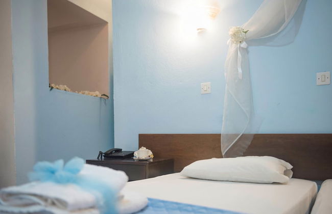 Antonios Hotel - Photo 29