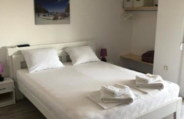 MK Apartments - Photo 29