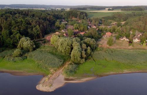 Kunst Ferienwohnung 200 Meter zum Elbesandstrand - Foto 1