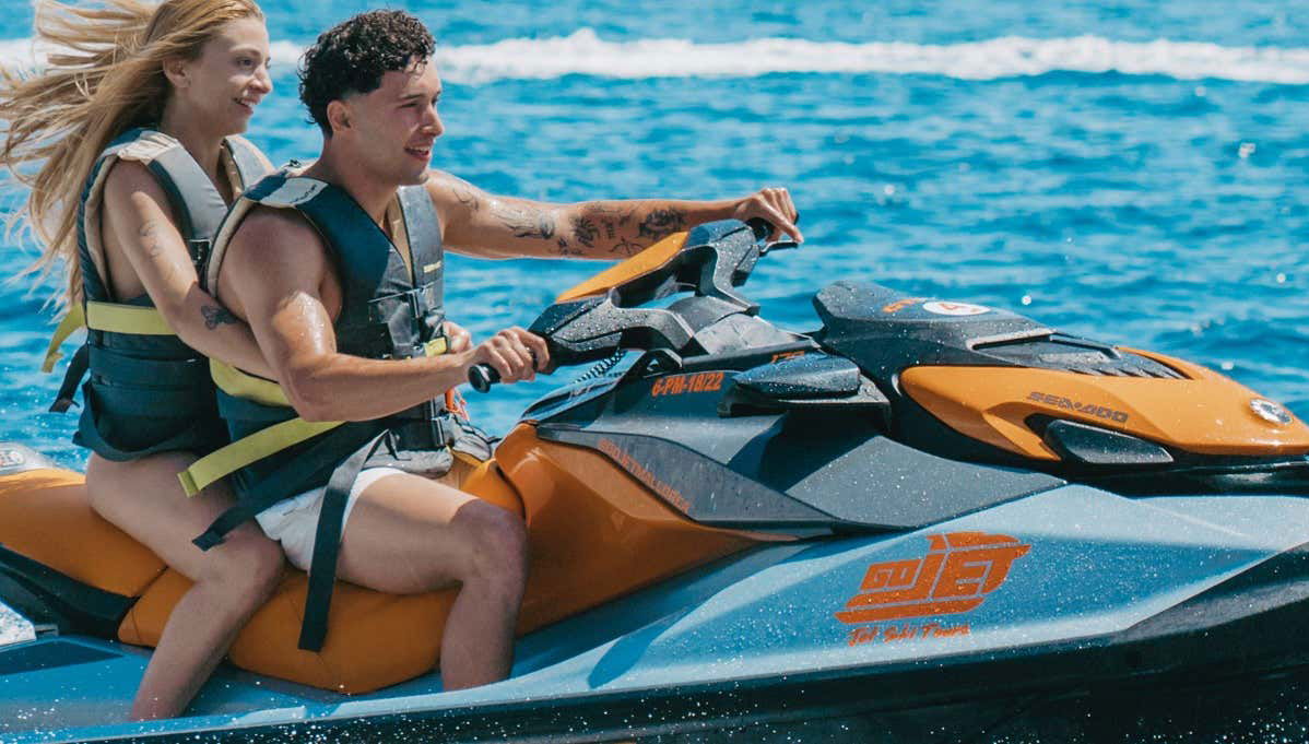 Tour en moto de agua por Puerto de Andrach