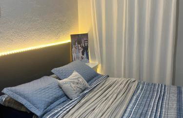 Casa com 2 quartos, sendo um suíte, super aconchegante para temporada - Foto 2