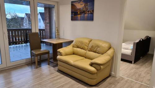 Ferienwohnung mit Jacuzzi Nähe Flughafen Köln Bonn - Foto 2