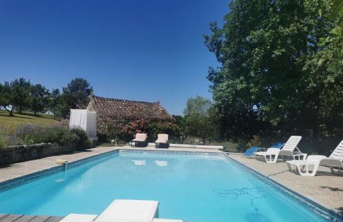 Gite de caractère, piscine et vue - Foto 3