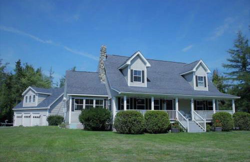 Pine and Sea Beach Retreat - Photo 1