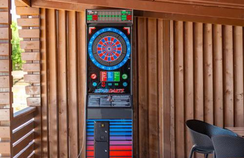 Cozy and Chic Little House with Pool Ivinj-2 - Foto 32