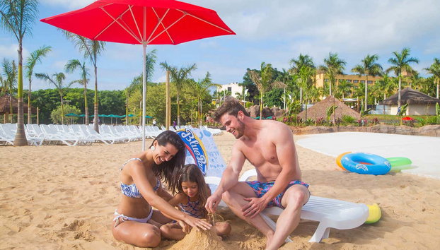 Excursión al parque acuático Blue Park - Foto 5, Disfrutando de un día en familia