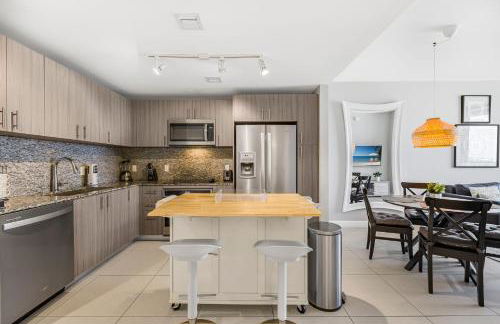 Downtown Doral Condo w-Free Parking - Foto 28