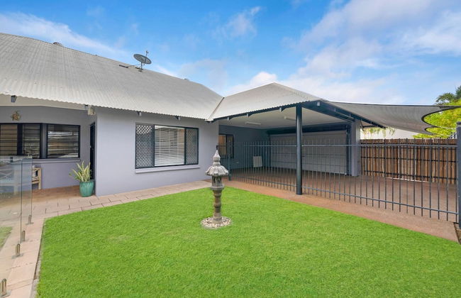 Cityside Hideaway Pool - Workstation - Markets - Foto 6