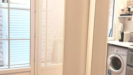 Eiffel Tower studio with patio - Foto 5