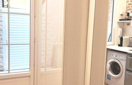 Eiffel Tower studio with patio - Foto 5