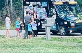 Lakefront Luxury with Private Beach, Sleeps 14 - Foto 24