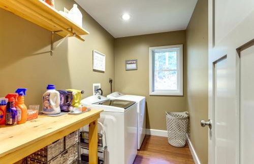 Year-Round Loon Lake Retreat Ski, Hike, Explore! - Foto 21