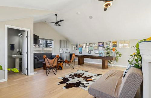 Family Fun Near Cedar Point - Rooftop Lake Views - Photo 36