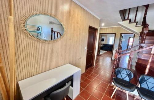 O CANTINHO DA RIA - JACUZZI with water at 35 degrees and POOL - Foto 16