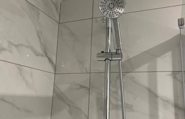 4 Town centre, Free off road parking, entire flat - Foto 20