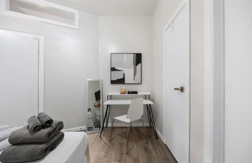 Lovely 2bed and 2bath with Unbeatable Location - Foto 13