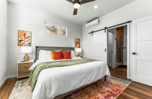 The Downtown Duplex - Pet Friendly - NEW BUILD - Foto 3