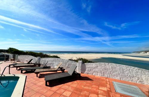 Beachfront Villa with Private Beach Access, Ocean Views, Pool, - Foto 16