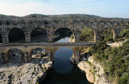 STUDIO Havre de paix au pont du gard Piscine et Jacuzzi chez Valerie Payre - Foto 34