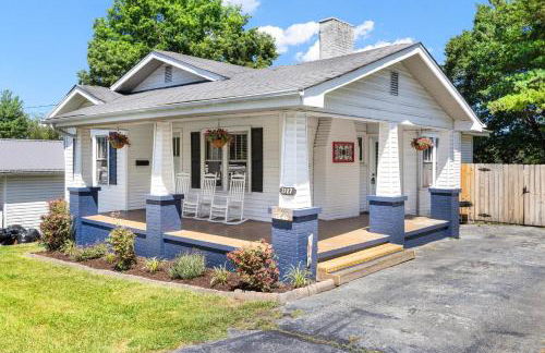 3BR Bristol Retreat - 2 Blocks from State Street - Foto 3