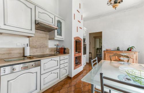 Les Bellevue Cité "3 Apartments, 1 with Garden & Private Parking, Aircon, WiFi, Free Public Car Park, 1 km from Cité" - Foto 38