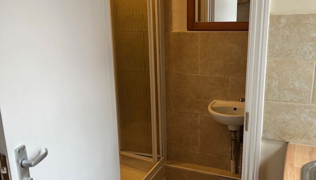 7a Sir Alf Ramsey Way - Foto 3, Habitación