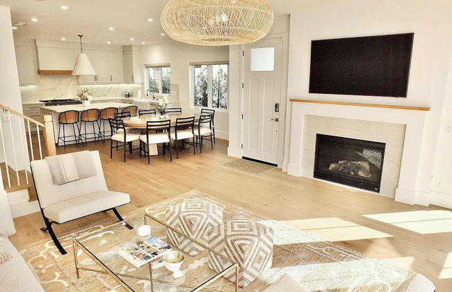 Beach Paradise Stunning 3-story in Long Beach! - Foto 16