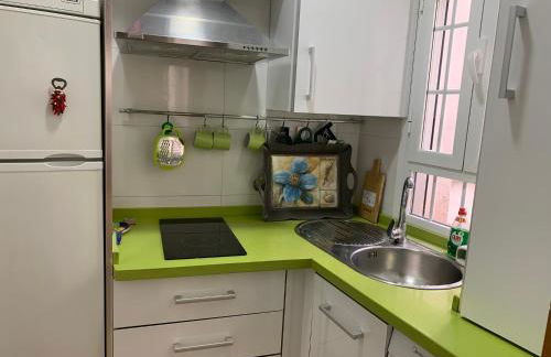 Bonito y tranquilo apartamento en Nervión - Foto 17