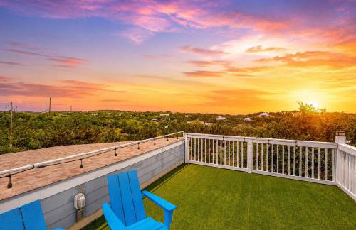 Lovely home on 2+ acres with views, firepit & outdoor kitchen - wedding perfect - Photo 27