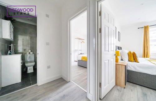 Well-Equipped Serviced Apartments in Aldershot Town Centre, Free WiFi By Redwood Stays - Foto 14