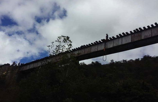Saut à l'élastique à Suesca - Photo 2